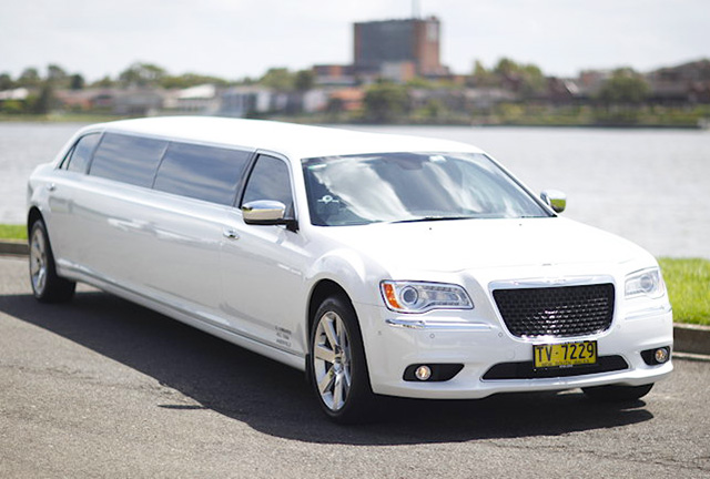 Hunter Valley Chrysler limousine tours