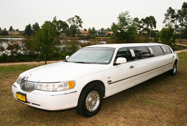 Hunter Valley Lincoln limousine tours